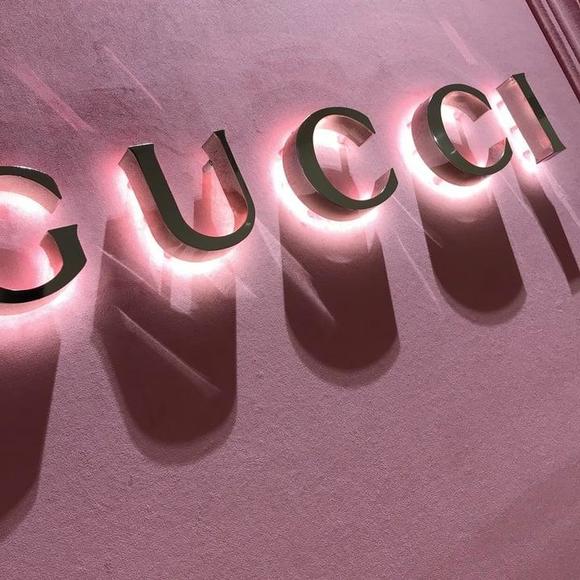 Meet your Posher, Marie - Picture 1 of 1